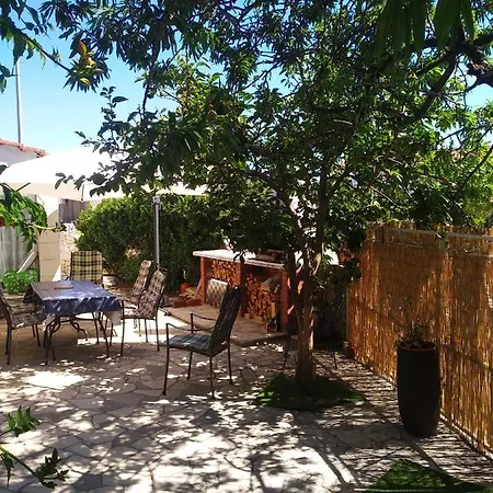 Wellness Ra- Enjoy Our Jaccuzi, Sauna, E Bike ,fitness , Waterskiing 公寓