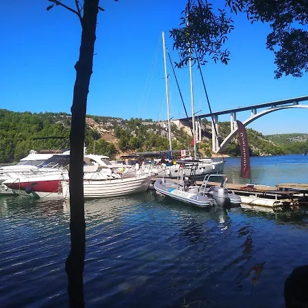 Wellness Ra- Enjoy Our Jaccuzi, Sauna, E Bike ,fitness , Waterskiing *