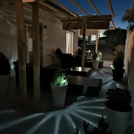 Wellness Ra- Enjoy Our Jaccuzi, Sauna, E Bike ,fitness , Waterskiing Apartment *