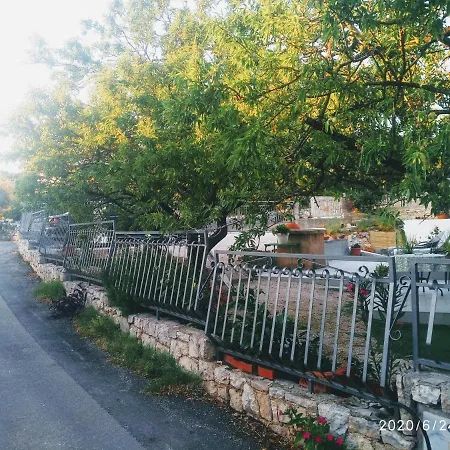 Διαμέρισμα Wellness Ra Primošten