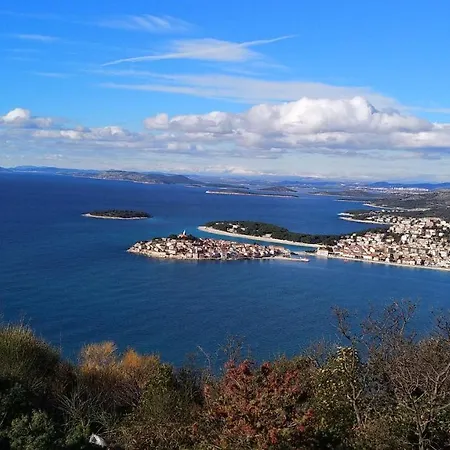 Apartmán Wellness Ra- Enjoy Our Jaccuzi, Sauna, E Bike ,fitness , Waterskiing Primošten