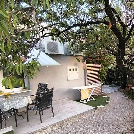 Wellness Ra- Enjoy Our Jaccuzi, Sauna, E Bike ,fitness , Waterskiing Apartment Primosten