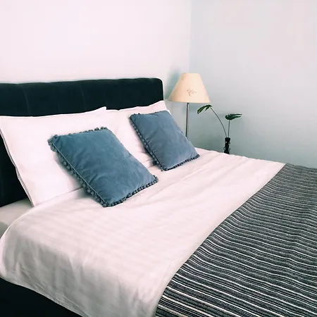 Wellness Ra- Enjoy Our Jaccuzi, Sauna, E Bike ,fitness , Waterskiing *