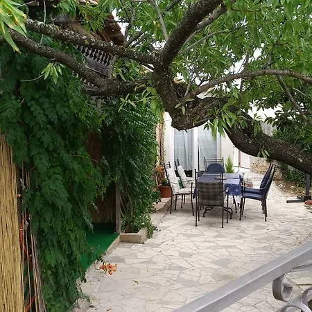 Wellness Ra- Enjoy Our Jaccuzi, Sauna, E Bike ,fitness , Waterskiing * Primošten