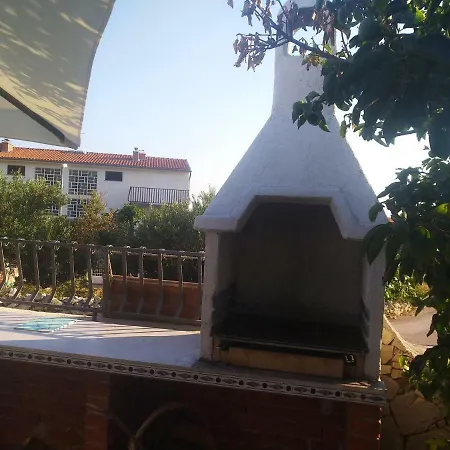 Apartment Wellness Ra- Enjoy Our Jaccuzi, Sauna, E Bike ,fitness , Waterskiing