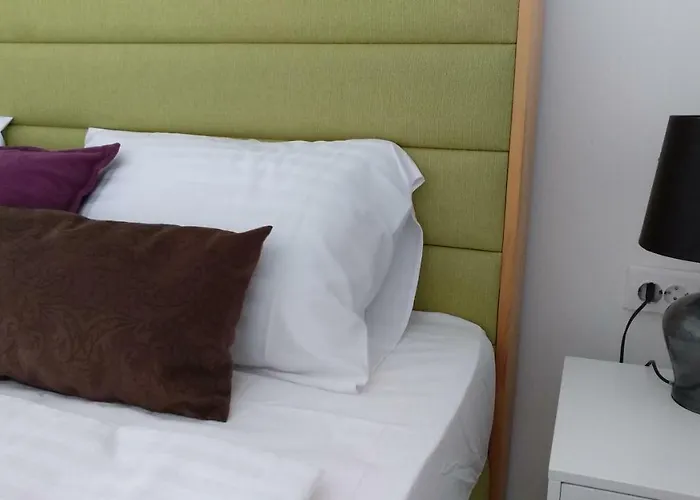 Apartamento Wellness Ra- Enjoy Our Jaccuzi, Sauna, E Bike ,fitness , Waterskiing *