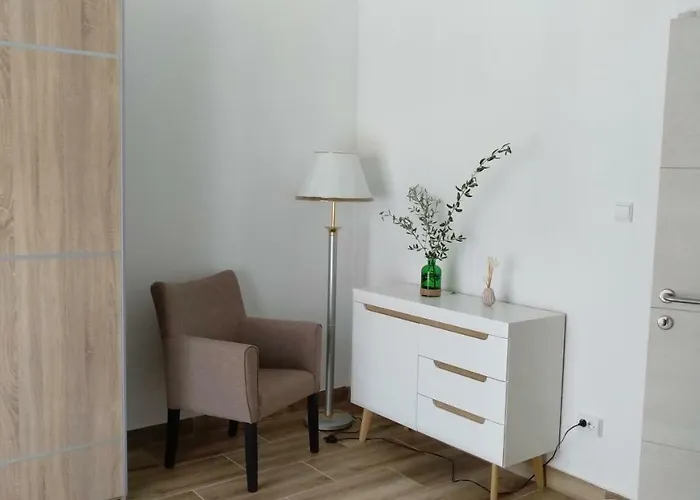 Apartment Wellness Ra *